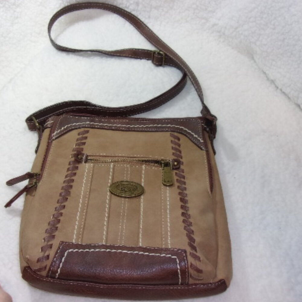 E-124 B.O.C.  OAKFIELD CROSSBODY BAG